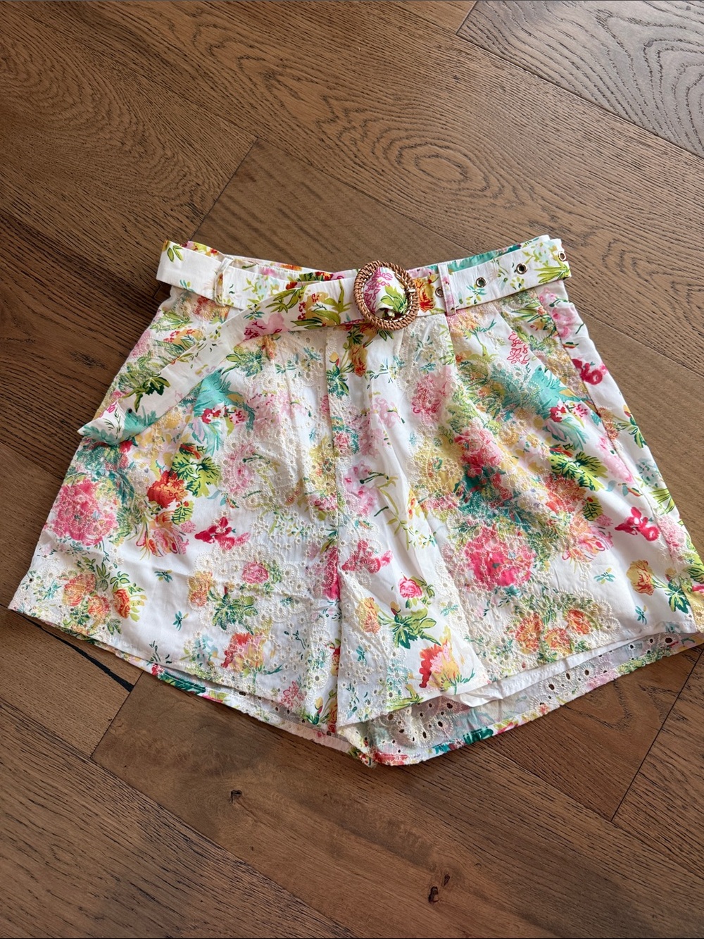Boutique High-Waist Floral Eyelet Shorts with Belt - White Pink Multi